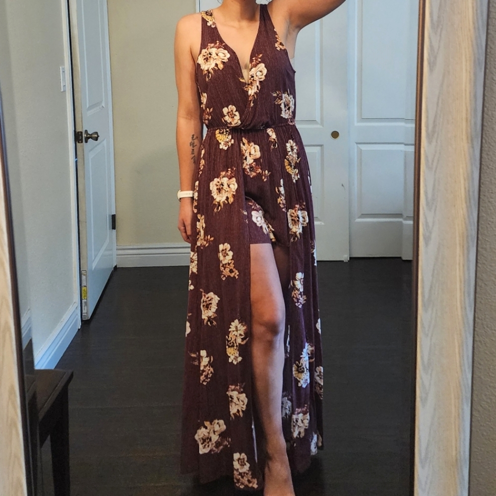 Xhilaration Floral Romper with Maxi Skirt/Cape Sleeveless Maroon